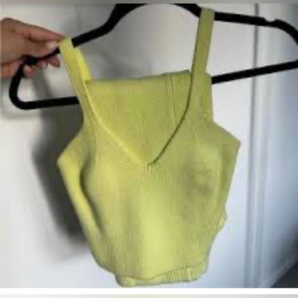 Universal Thread Light Yellow Knit Chartreuse Two… - image 4